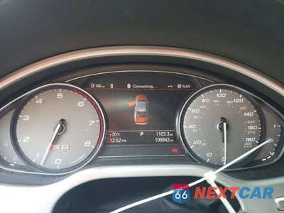 Zdjęcie 9 z 12 samochodu: 2013 AUDI S8 QUATTRO VIN:WAUD2AFD1DN026673 - miniatura