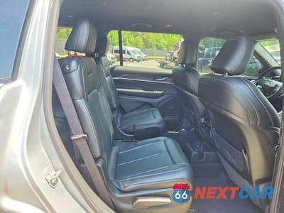 Zdjęcie 11 z 13 samochodu: 2025 JEEP GRAND CHEROKEE L LIMITED VIN:1C4RJKBG9S8719309 - miniatura