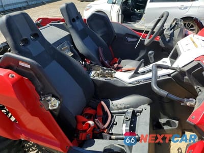 Piąte zdjęcie samochodu w środku: 2020 YAMAHA YXZ1000 VIN:5Y4AN35Y1LA100331 - miniatura