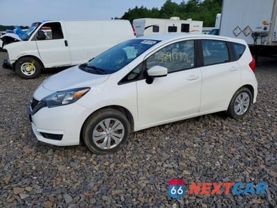 2018 NISSAN VERSA NOTE S 3N1CE2CPXJL366039 - główne zdjęcie licytacji z USA - miniatura
