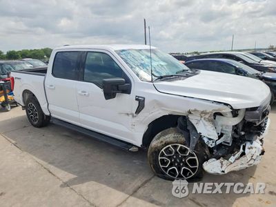 Czwarte zdjęcie samochodu z boku: 2023 FORD F150 SUPERCREW VIN:1FTEW1C8XPKF01388 - miniatura