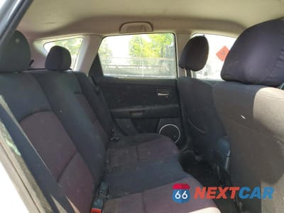 Zdjęcie 10 z 12 samochodu: 2004 MAZDA 3 HATCHBACK VIN:JM1BK143441180080 - miniatura