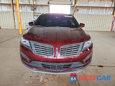 Piąte zdjęcie samochodu w środku: 2017 LINCOLN MKC RESERVE VIN:5LMTJ3DH8HUL72081 - miniatura