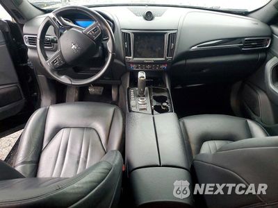Zdjęcie 8 z 13 samochodu: 2019 MASERATI LEVANTE VIN:ZN661XUA5KX314657 - miniatura