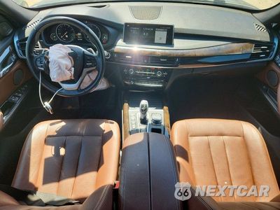 Zdjęcie 8 z 13 samochodu: 2018 BMW X5 XDRIVE35D VIN:5UXKS4C57J0Z89707 - miniatura