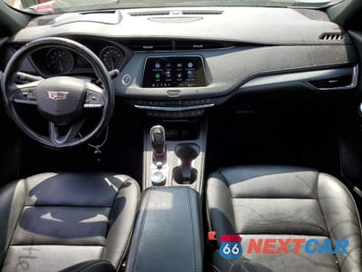 Zdjęcie 8 z 13 samochodu: 2021 CADILLAC XT4 PREMIUM LUXURY VIN:1GYFZDR43MF070456 - miniatura