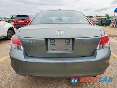 Zdjęcie 6 z 12 samochodu: 2009 HONDA ACCORD VIN:JHMCP26809C001368 - miniatura