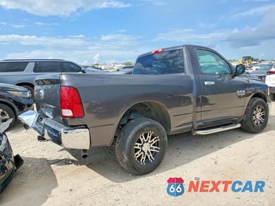 Trzecie zdjęcie samochodu z tyłu: 2014 RAM 1500 ST VIN:3C6JR6AG9EG331128 - miniatura