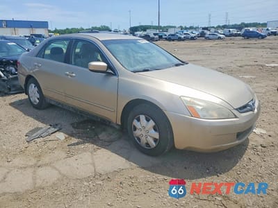 Czwarte zdjęcie samochodu z boku: 2004 HONDA ACCORD LX VIN:1HGCM56344A157919 - miniatura