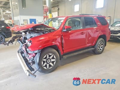 2021 TOYOTA 4RUNNER JTERU5JR3M5923194 - główne zdjęcie licytacji z USA - miniatura