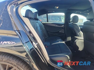 Zdjęcie 10 z 13 samochodu: 2022 BMW 530 I VIN:WBA53BH04NWX41749 - miniatura