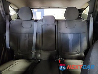 Zdjęcie 10 z 14 samochodu: 2026 HYUNDAI TUCSON SEL VIN:5NMJBCDE8TH673189 - miniatura
