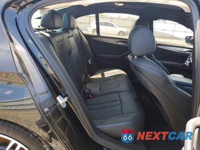Zdjęcie 10 z 12 samochodu: 2019 BMW 530 XI VIN:WBAJA7C56KG910227 - miniatura