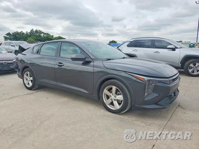 Czwarte zdjęcie samochodu z boku: 2025 KIA K4 LX VIN:3KPFT4DE6SE077108 - miniatura