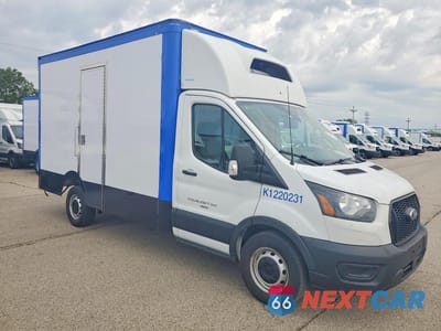 Czwarte zdjęcie samochodu z boku: 2023 FORD TRANSIT T-350 VIN:1FDBW5ZG5PKA11025 - miniatura