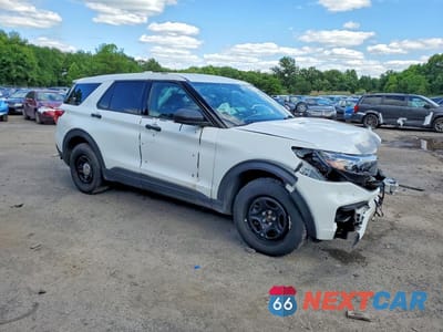 Czwarte zdjęcie samochodu z boku: 2022 FORD EXPLORER POLICE INTERCEPTOR VIN:1FM5K8AWXNNA03933 - miniatura