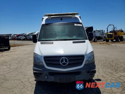 Piąte zdjęcie samochodu w środku: 2017 MERCEDES-BENZ SPRINTER 2500 VIN:WDAPE7CD8HP412907 - miniatura