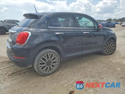 Trzecie zdjęcie samochodu z tyłu: 2017 FIAT 500X LOUNGE VIN:ZFBCFXDB1HP581899 - miniatura