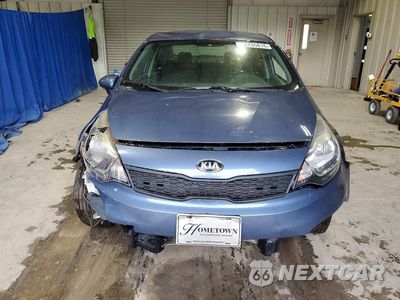 Piąte zdjęcie samochodu w środku: 2016 KIA RIO LX VIN:KNADM4A37G6603389 - miniatura