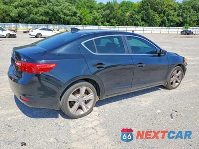 Trzecie zdjęcie samochodu z tyłu: 2013 ACURA ILX 20 PREMIUM VIN:19VDE1F54DE001122 - miniatura