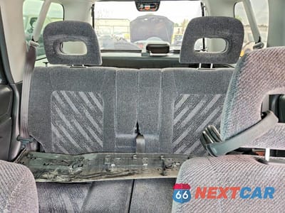 Zdjęcie 10 z 13 samochodu: 2000 HONDA CR-V LX VIN:JHLRD2841YC013965 - miniatura