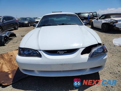 Piąte zdjęcie samochodu w środku: 1994 FORD MUSTANG GT VIN:1FALP42T2RF236530 - miniatura
