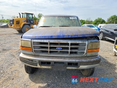 Piąte zdjęcie samochodu w środku: 1996 FORD F250 VIN:1FTHX26FXTEA39613 - miniatura