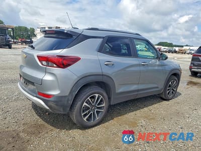 Trzecie zdjęcie samochodu z tyłu: 2025 CHEVROLET TRAILBLAZER LT VIN:KL79MPSP9SB149106 - miniatura