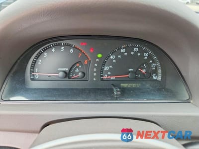 Zdjęcie 9 z 12 samochodu: 2003 TOYOTA CAMRY LE VIN:4T1BE32K33U230876 - miniatura