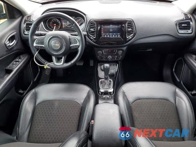 Zdjęcie 8 z 14 samochodu: 2021 JEEP COMPASS LATITUDE VIN:3C4NJDBB6MT530829 - miniatura