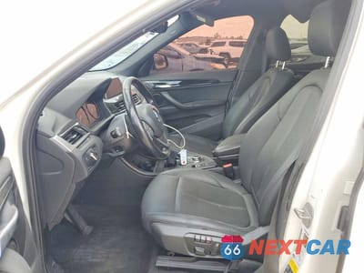 Zdjęcie 7 z 13 samochodu: 2018 BMW X1 XDRIVE28I VIN:WBXHT3C37J3H33086 - miniatura