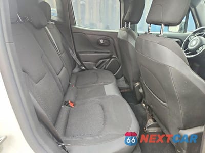 Zdjęcie 11 z 13 samochodu: 2022 JEEP RENEGADE ALTITUDE VIN:ZACNJDE19NPP01128 - miniatura