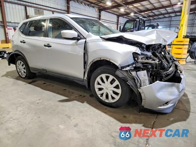 Czwarte zdjęcie samochodu z boku: 2016 NISSAN ROGUE S VIN:JN8AT2MT0GW016898 - miniatura