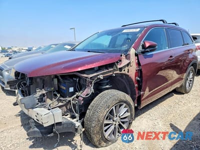 2018 TOYOTA HIGHLANDER XLE 5TDKZRFHXJS281108 - główne zdjęcie licytacji z USA - miniatura