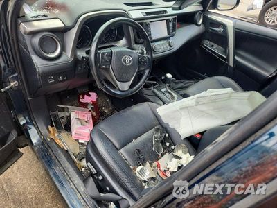 Zdjęcie 8 z 13 samochodu: 2018 TOYOTA RAV4 LIMITED VIN:JTMDFREV9JD251960 - miniatura