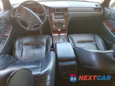 Zdjęcie 8 z 12 samochodu: 2004 ACURA 3.5RL VIN:JH4KA96654C003890 - miniatura