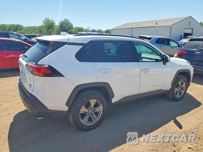 Trzecie zdjęcie samochodu z tyłu: 2022 TOYOTA RAV4 XLE VIN:2T3P1RFVXNC265516 - miniatura