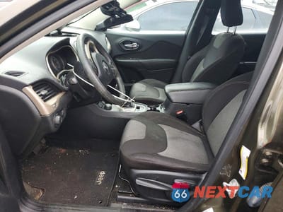 Zdjęcie 7 z 12 samochodu: 2015 JEEP CHEROKEE SPORT VIN:1C4PJMAB9FW774563 - miniatura