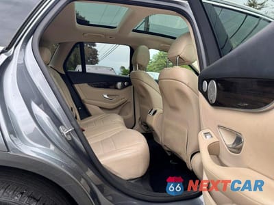 Zdjęcie 6 z 10 samochodu: 2017 MERCEDES-BENZ GLC 300 VIN:WDC0G4JB0HF134965 - miniatura
