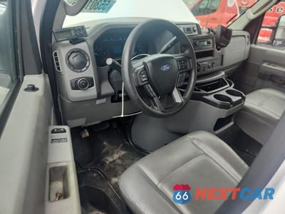 Zdjęcie 8 z 12 samochodu: 2023 FORD E350 REFRIGERATED BOX TRUCK VIN:1FDWE3FK8PDD14774 - miniatura