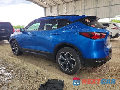 Drugie zdjęcie samochodu z przodu: 2021 CHEVROLET BLAZER RS VIN:3GNKBKRS4MS502924 - miniatura