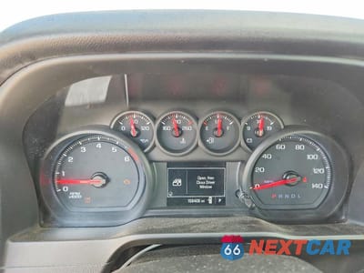 Zdjęcie 9 z 13 samochodu: 2019 CHEVROLET SILVERADO C1500 VIN:1GCRWAEH9KZ371649 - miniatura