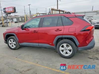 Drugie zdjęcie samochodu z przodu: 2021 TOYOTA RAV4 XLE VIN:4T3RWRFV5MU025488 - miniatura
