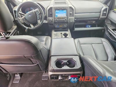 Zdjęcie 8 z 13 samochodu: 2019 FORD EXPEDITION XLT VIN:1FMJU1JT9KEA64899 - miniatura