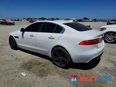 Drugie zdjęcie samochodu z przodu: 2018 JAGUAR XE VIN:SAJAR4FX7JCP38885 - miniatura