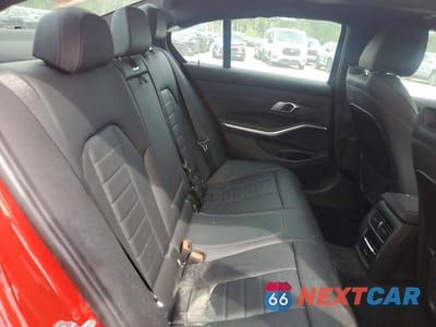 Zdjęcie 10 z 12 samochodu: 2022 BMW 330E VIN:3MW5P7J08N8C77370 - miniatura