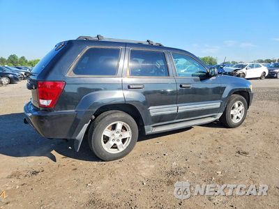Trzecie zdjęcie samochodu z tyłu: 2005 JEEP GRAND CHEROKEE VIN:1J4HR48N85C579240 - miniatura