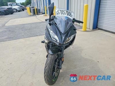 Drugie zdjęcie samochodu z przodu: 2019 KAWASAKI EX650 F VIN:JKAEXEK12KDA32977 - miniatura
