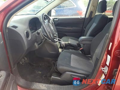 Zdjęcie 7 z 13 samochodu: 2013 JEEP COMPASS LATITUDE VIN:1C4NJDEBXDD196242 - miniatura