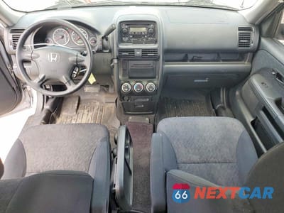 Zdjęcie 8 z 12 samochodu: 2005 HONDA CR-V LX VIN:JHLRD68565C000768 - miniatura